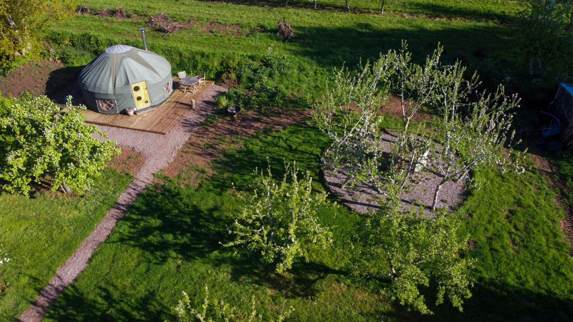 Вилла Dragon Orchard Retreat Ледбери Номер фото
